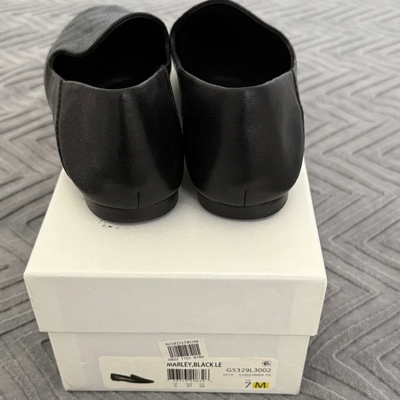 Vince Marley Venetian Loafer - Picture 6 of 12